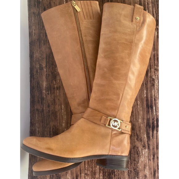 Michael Kors Shoes - ‼️sold‼️Michael Kors Boots 7